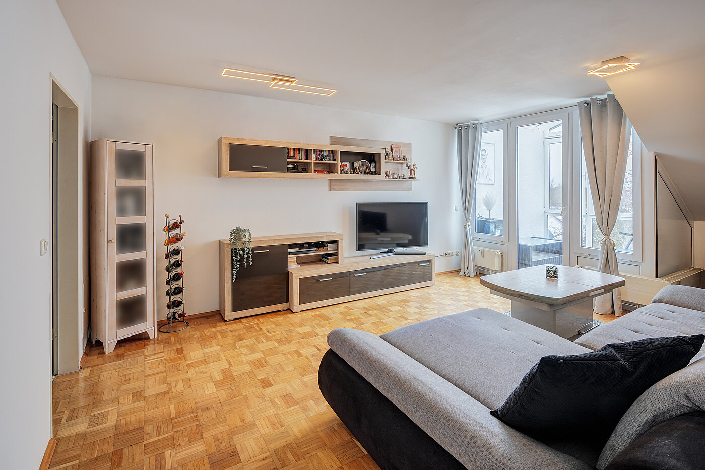 Apartamento de 2 habitaciones | Poing | 70373 | Ansprechender Wohnbereich...