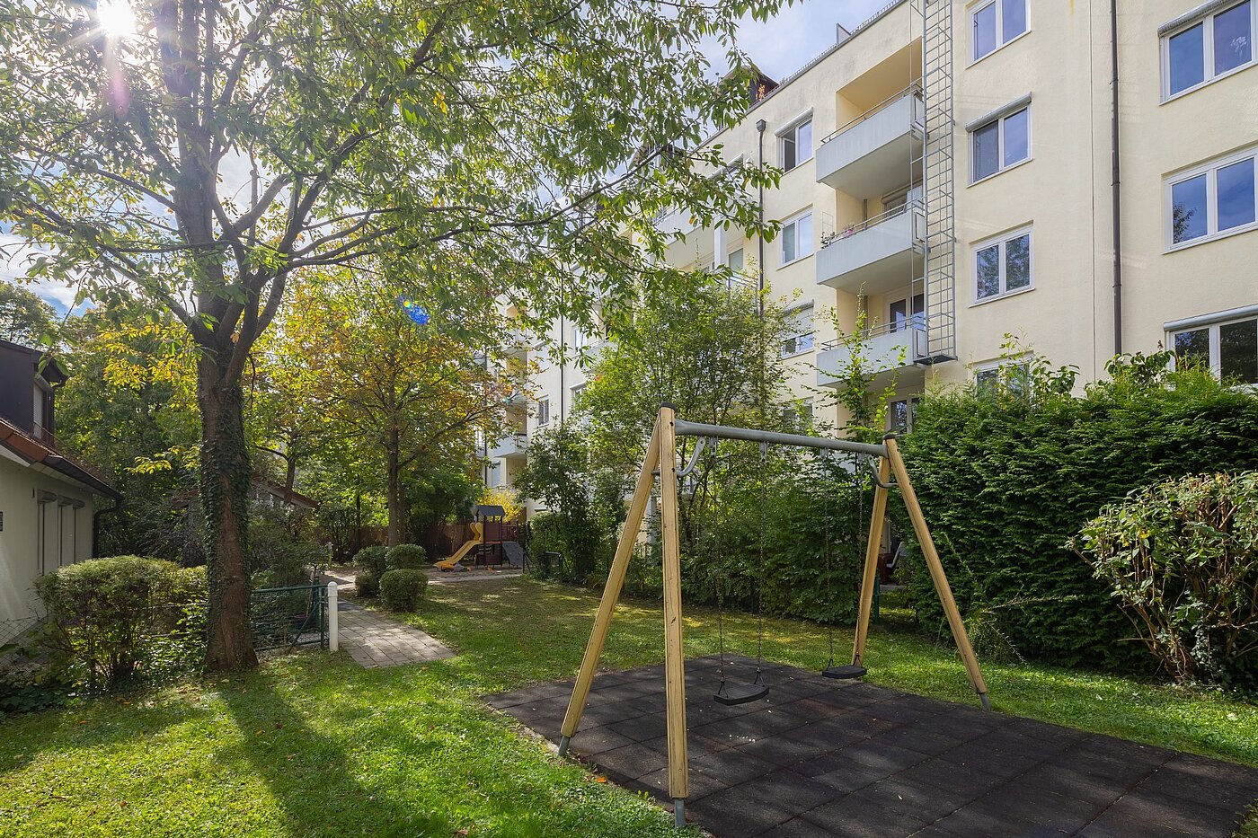Apartamento de 2 habitaciones | München-Sendling | 2010ML1 | Spielplatz im grünen Innenhof