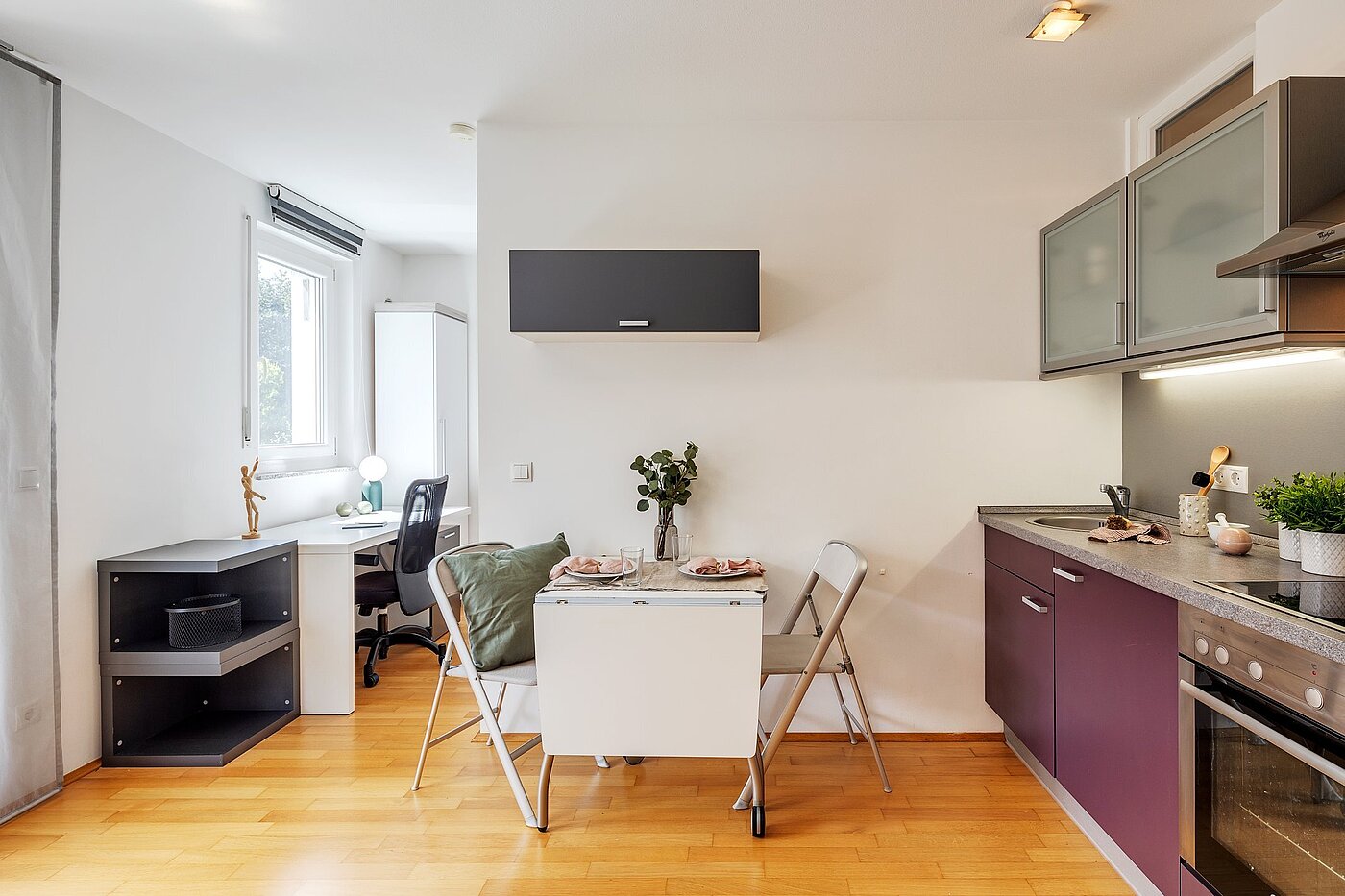 Apartamento de 1 habitación | München-Pasing | 2108ML2 | Essplatz für 2 bis 4 Personen