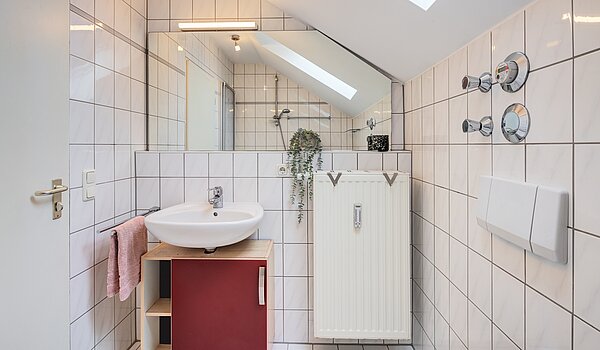 Apartamento de 2 habitaciones | Poing | 70373 | Tageslichtbad mit...