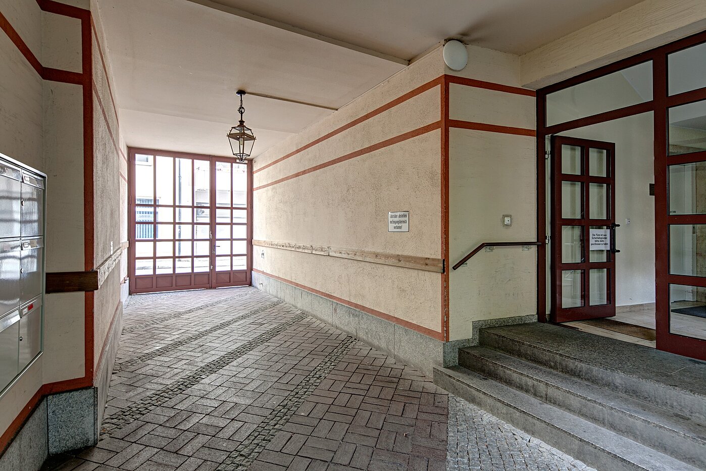 Apartamento de 1 habitación | München-Schwabing | 2111ML3 | Der Hauseingang