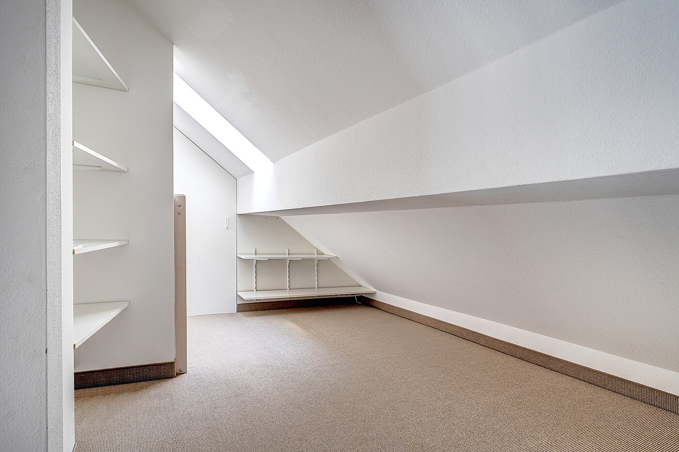 Apartamento de 2 habitaciones | Neubiberg | 70129 | ...weitere Staumöglichkeiten