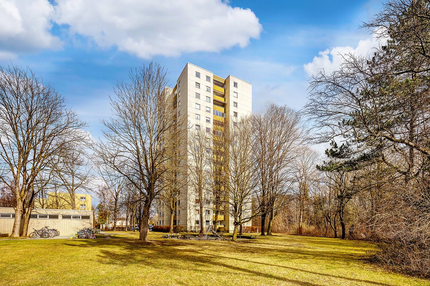 Apartamento de 3 habitaciones | München-Feldmoching | 2201ML2 | Außenansicht des Hauses