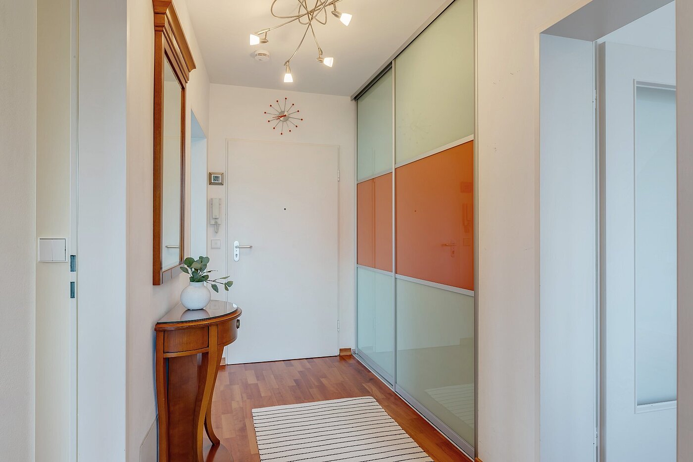 Piso ático de 2 habitaciones | München-Sendling | 1911ML4 | Diele mit Einbauschrank