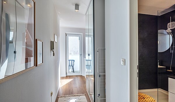 Apartamento de 1 habitación | München-Maxvorstadt | 700022 | Flur Richtung Bad & Küche