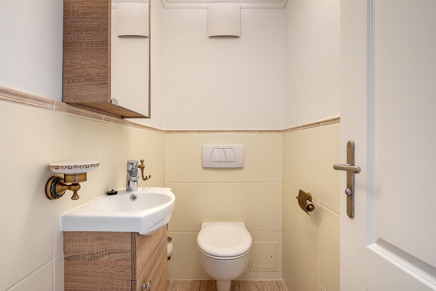 Apartamento de 2.5 habitaciones | München-Moosach | 2012ML4 | Separates Gäste-WC