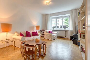 Haidhausen: Atractivo piso de 2,5 habitaciones con jardín tranquilo