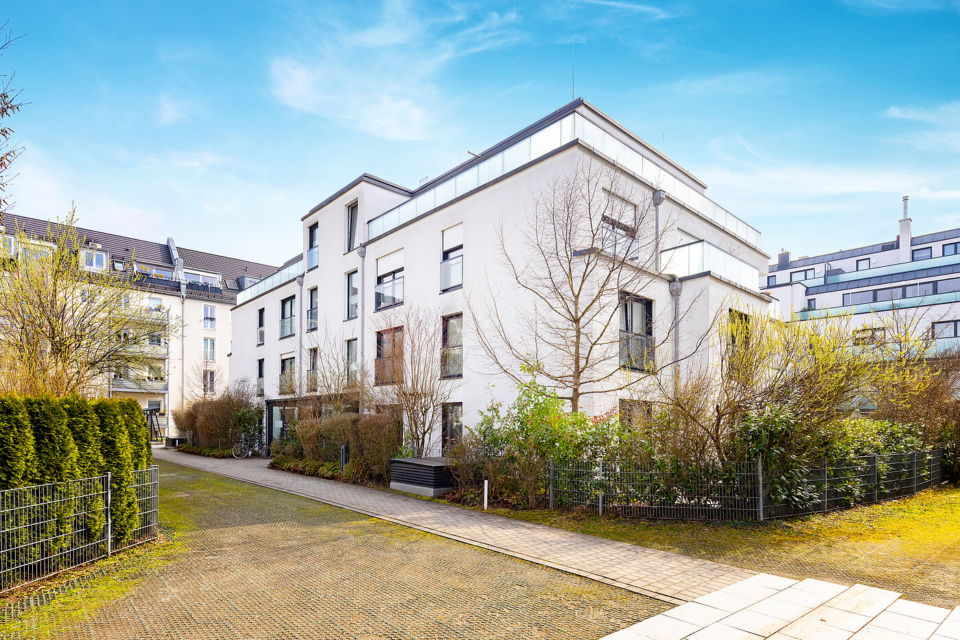 Penthouse de 2 habitaciones | München-Bogenhausen | 70385 | Hausansicht mit...