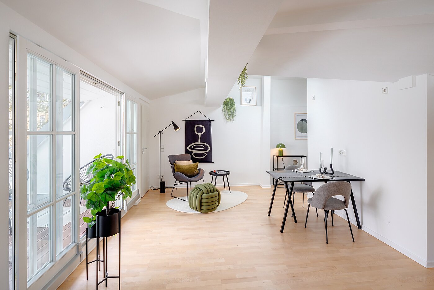 Piso ático de 1 habitación | München-Sendling | 700402 | Heller Wohn-/Essbereich