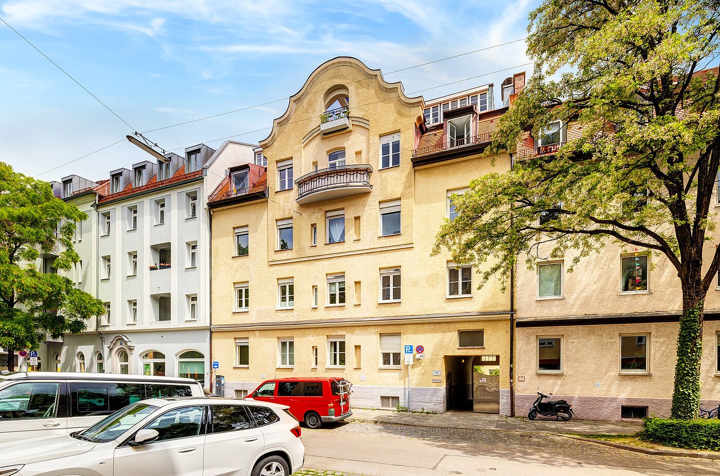 Apartamento de 1 habitación | München-Neuhausen | 70235 | Ansicht von der Straße aus