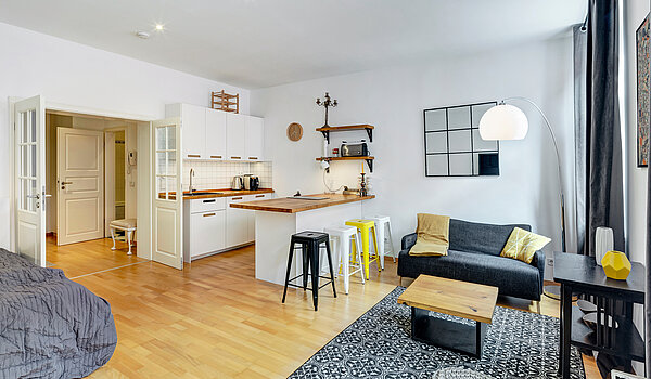 Apartamento de 1 habitación | München-Ludwigsvorstadt | 70388 | Wohn- und Schlafbereich