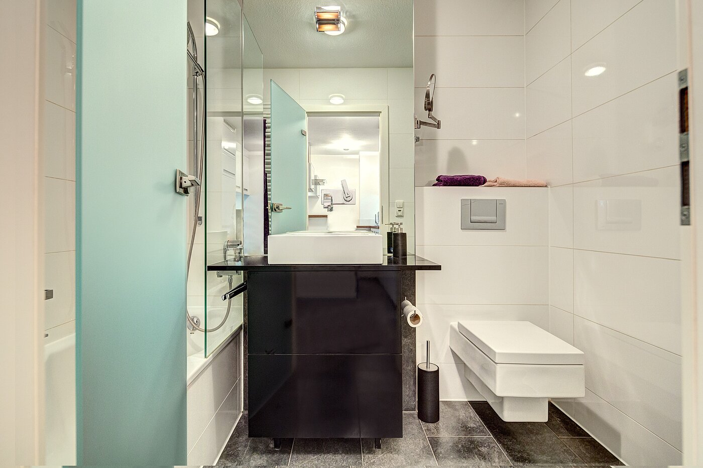 Apartamento de 1 habitación | München-Schwabing | 2207ML10 | Bad mit Badewanne