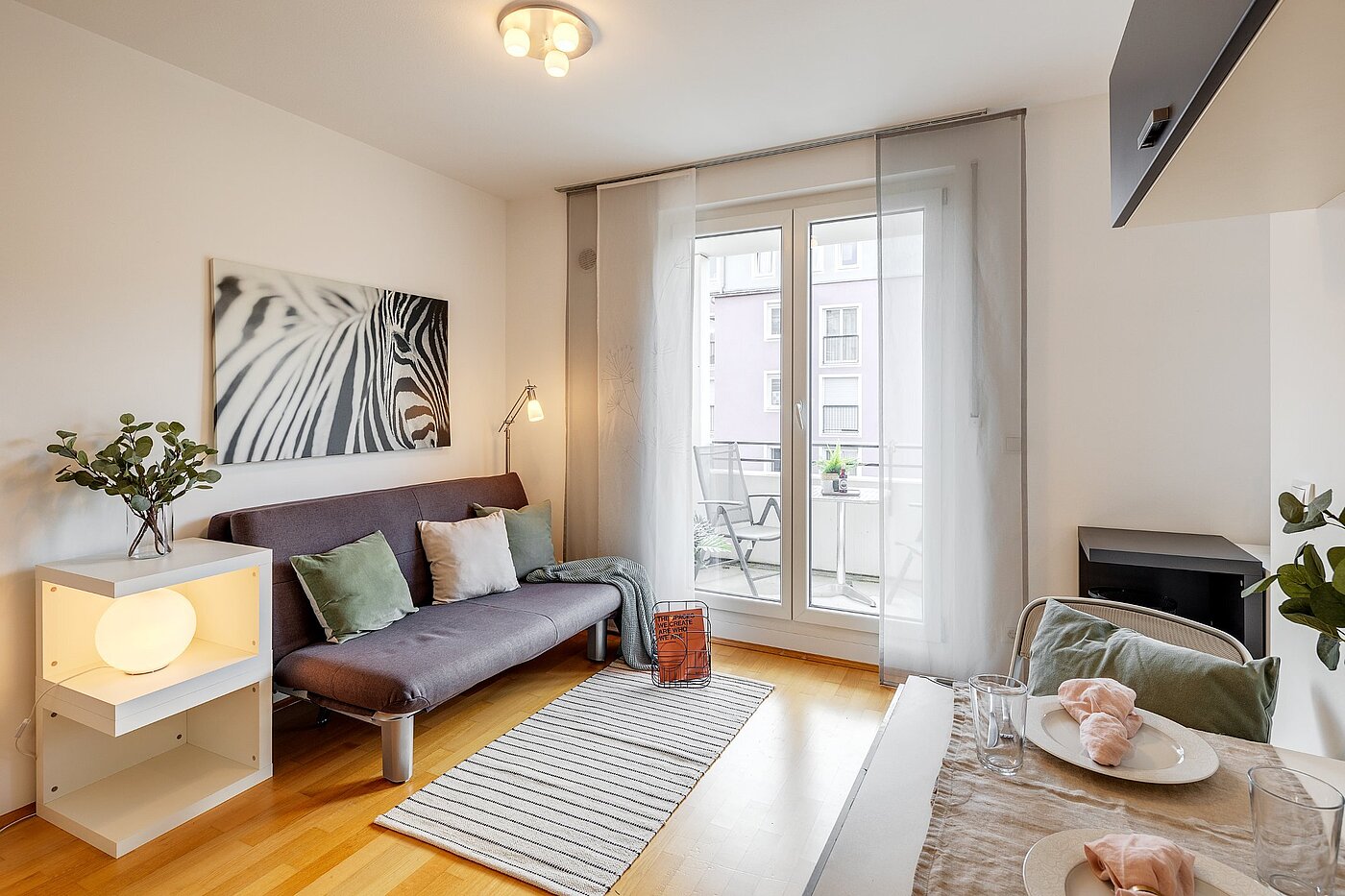 Apartamento de 1 habitación | München-Pasing | 2108ML2 | Wohnbereich mit kl. Gästebett