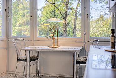 Bogenhausen: Amplio piso de 3,5 habitaciones para una vida verde y céntrica