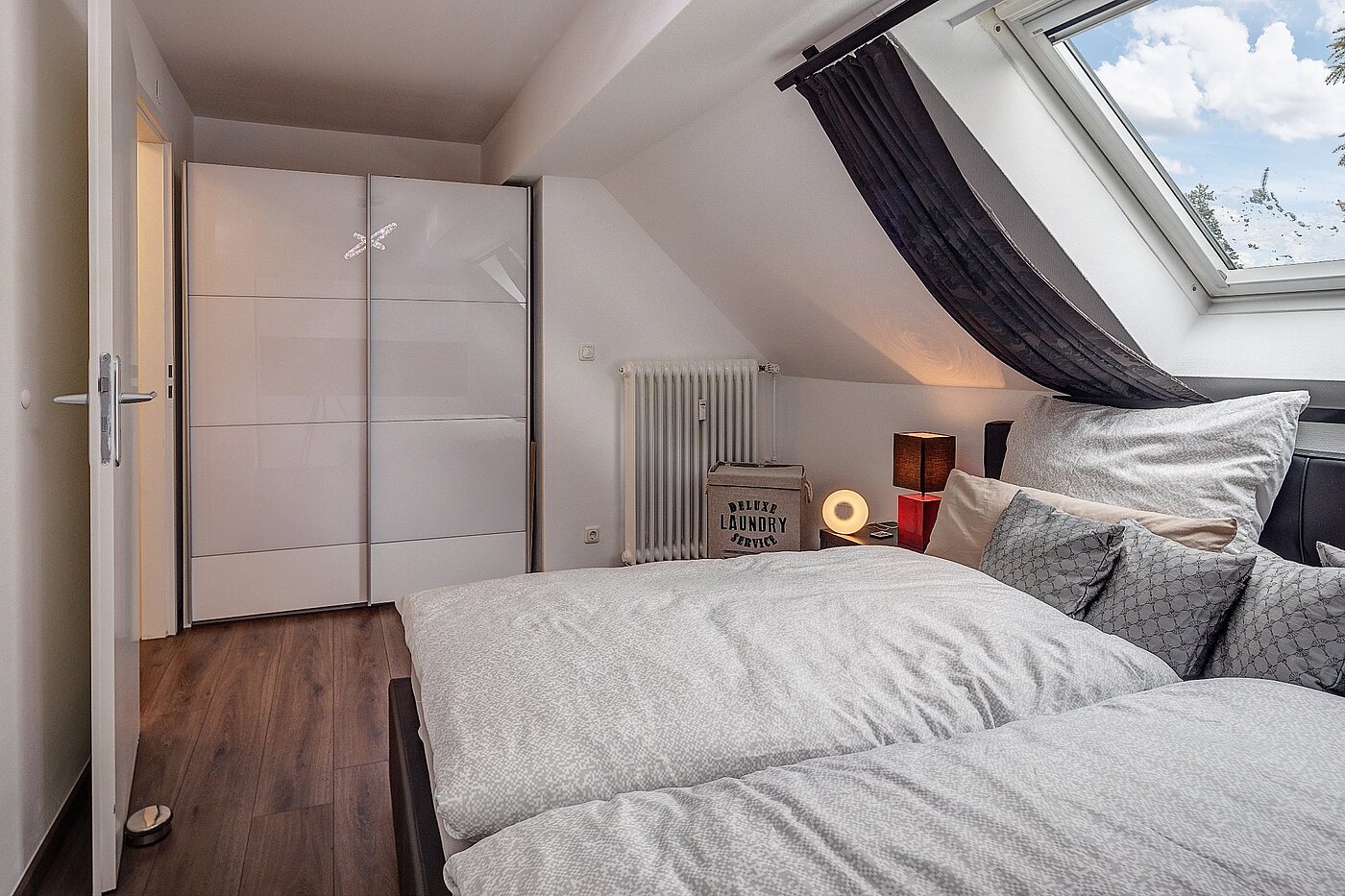 Piso ático de 3 habitaciones | München-Hasenbergl | 1803ML5 | Blick zu den Sternen