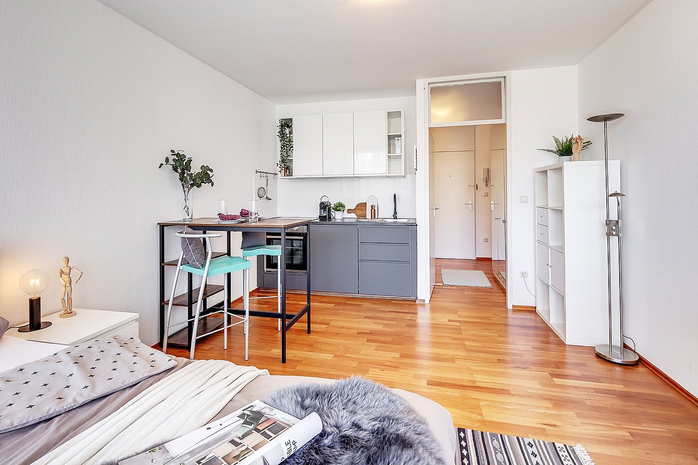 Apartamento de 1 habitación | München-Bogenhausen | 2103ML6 | Der Wohnraum klar strukturiert