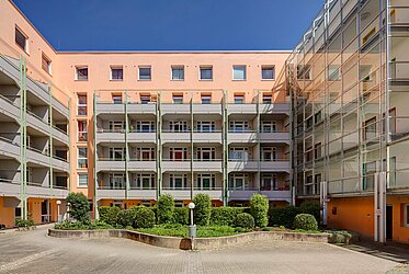 Isarvorstadt: Piso de estudiantes de 1 habitación con terraza, alquilado