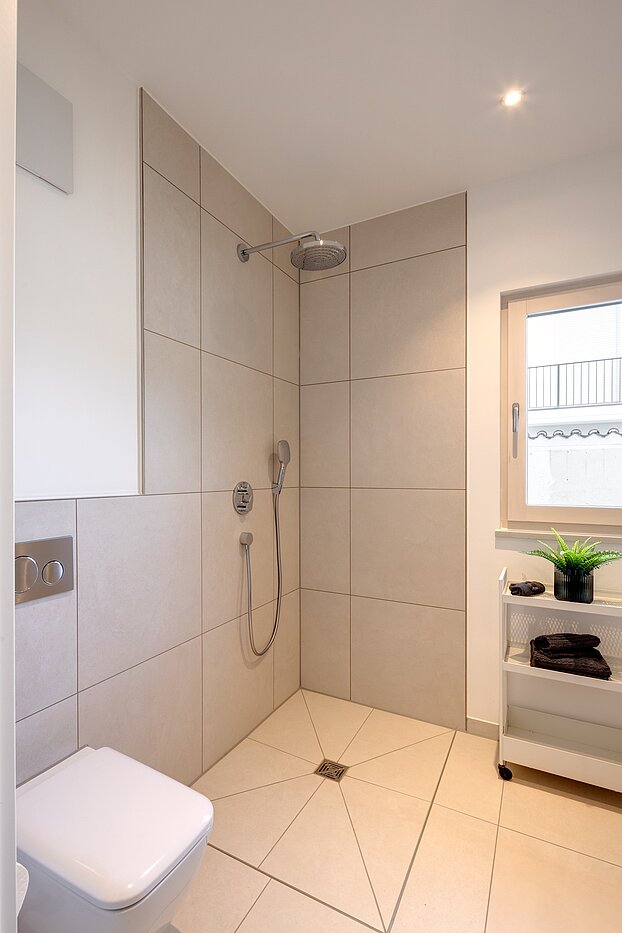 Piso con terraza  de 2 habitaciones | München-Harlaching | 70372 | Begehbare Dusche