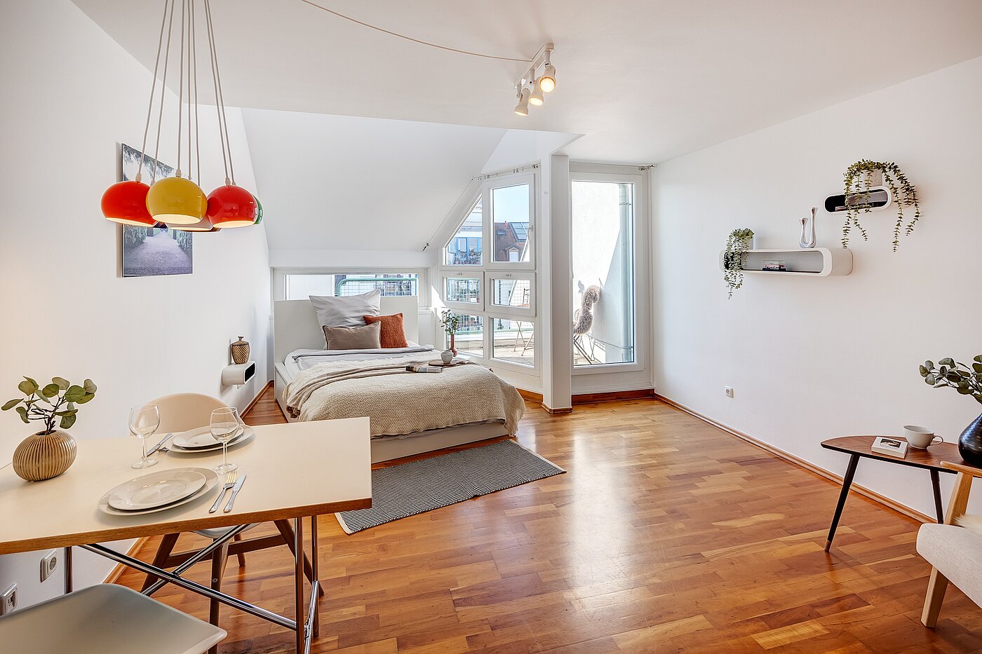 Apartamento de 1 habitación | München-Maxvorstadt | 70165 | Gemütlicher Wohn-/Essbereich