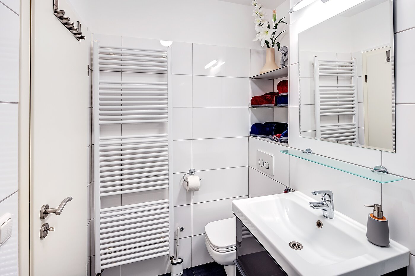 Apartamento de 1 habitación | München-Ludwigsvorstadt | 70176 | ...und Handtuchheizkörper