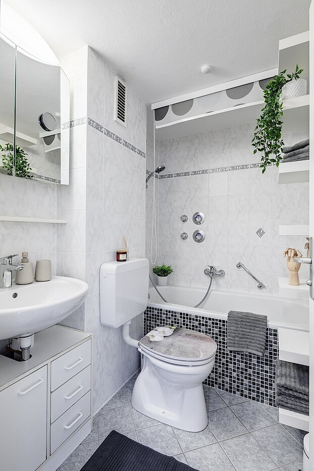 Apartamento de 1 habitación | München-Berg am Laim | 2003ML15 | Badezimmer mit Wanne