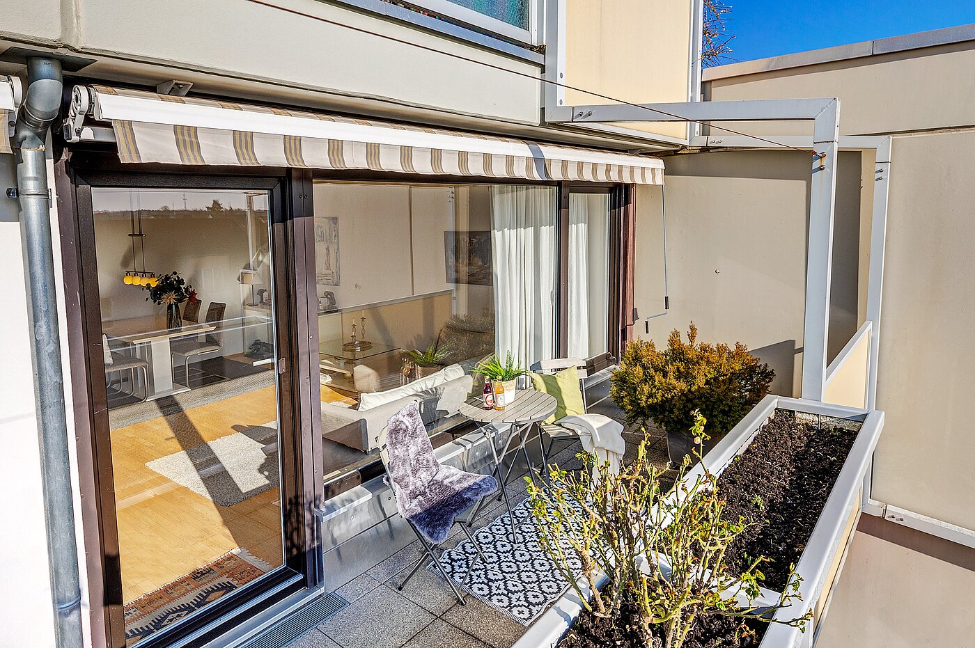 Apartamento de 3 habitaciones | Unterschleißheim | 70003 | ...und großem Balkon