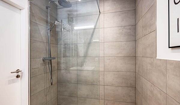 Apartamento de 1 habitación | München-Bogenhausen | 70457 | Walk-In Dusche