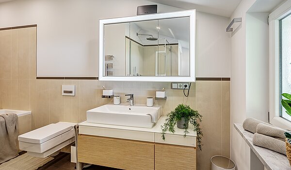 Adosado esquinero de 3 habitaciones | Kreuth | 70037 | ...großem Waschtisch...