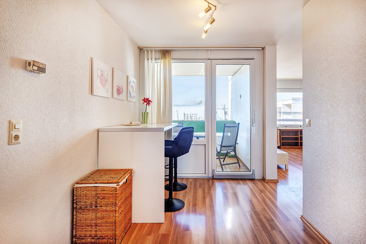 Apartamento de 2.5 habitaciones | München-Hadern | 70393 | ...mit Zugang zur Loggia