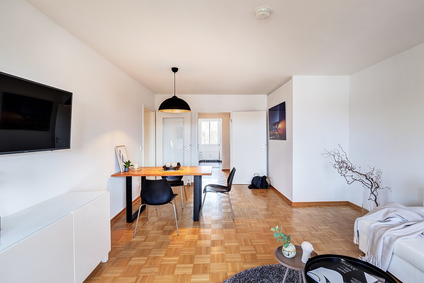 Apartamento de 3 habitaciones | München-Schwabing | 70299 | Wohn- und Essbereich
