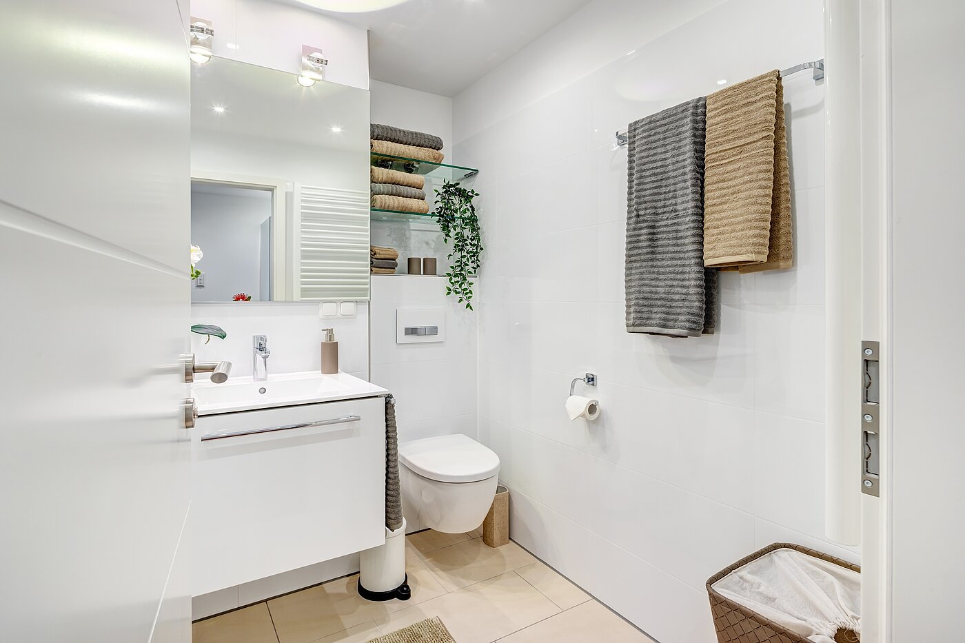 Apartamento de 2 habitaciones | München-Schwabing | 70434 | ...Badezimmer...