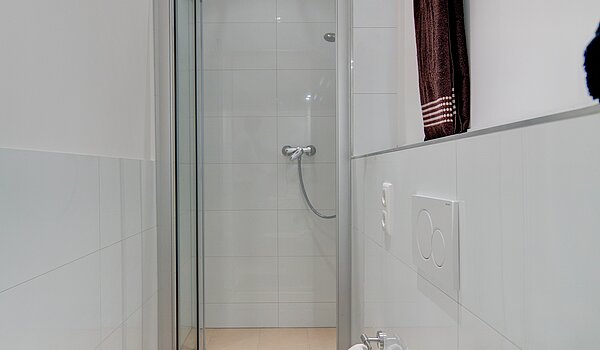 Piso en planta baja de 4 habitaciones | München-Neuhausen | 70471 | ...mit Dusche