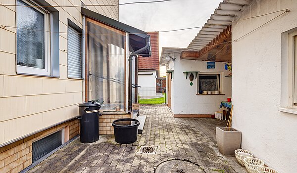 Casa unifamiliar  de 6 habitaciones | Unterschleißheim | 2209ML7 | Anbau mit Werkstatt