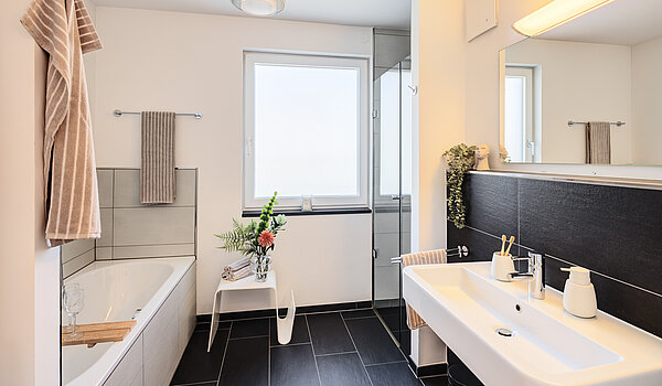 Penthouse de 2 habitaciones | München-Bogenhausen | 70385 | Geschmackvolles Bad...