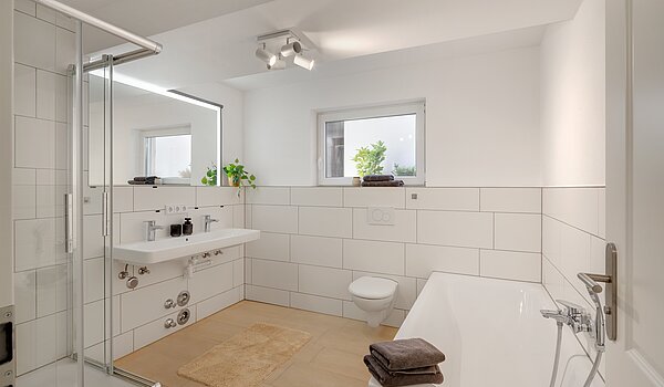 Propiedad especial de 8 habitaciones | 70406 | Bad 4 Untergeschoss