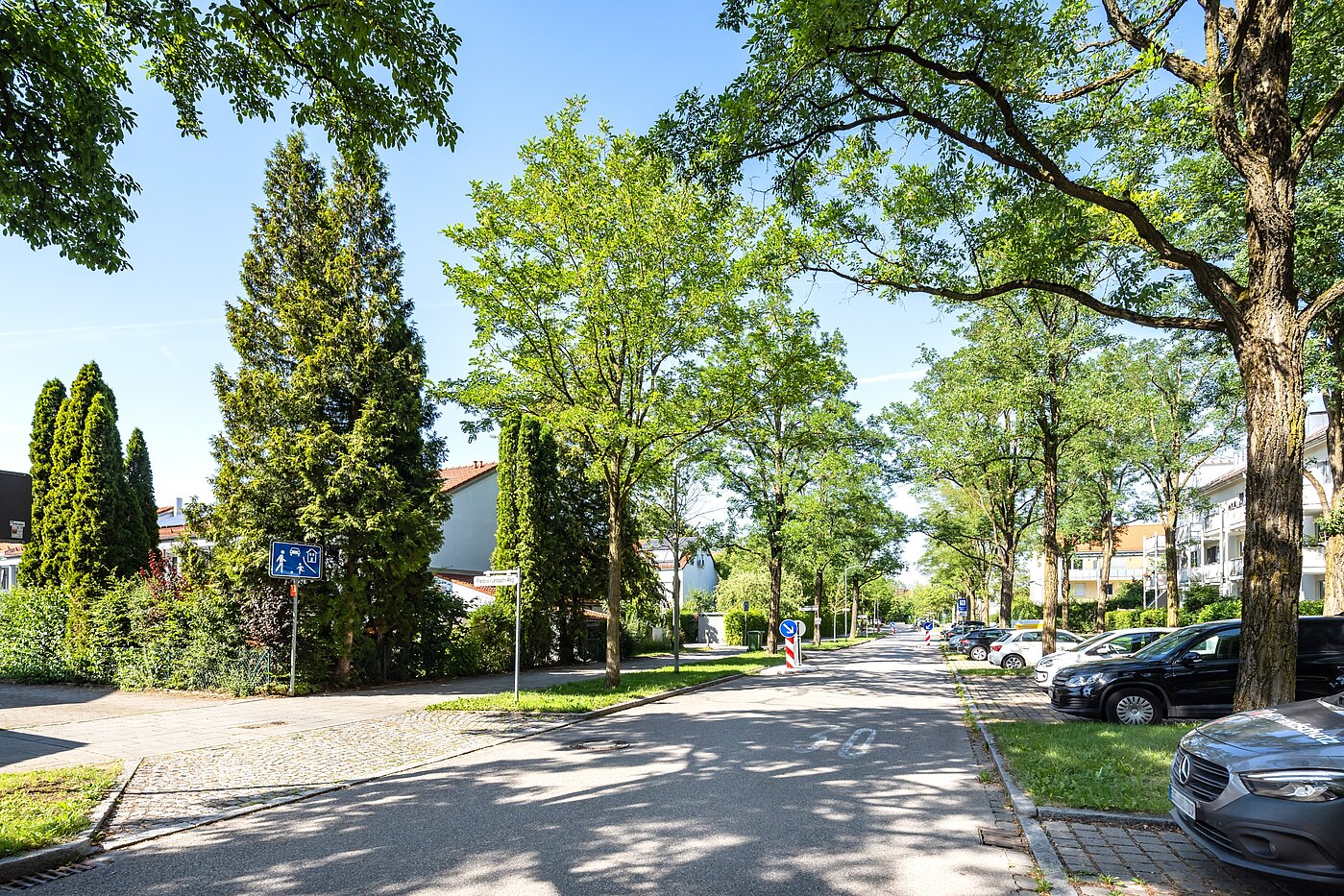 Apartamento de 2 habitaciones | Poing | 70373 | Straßenansicht