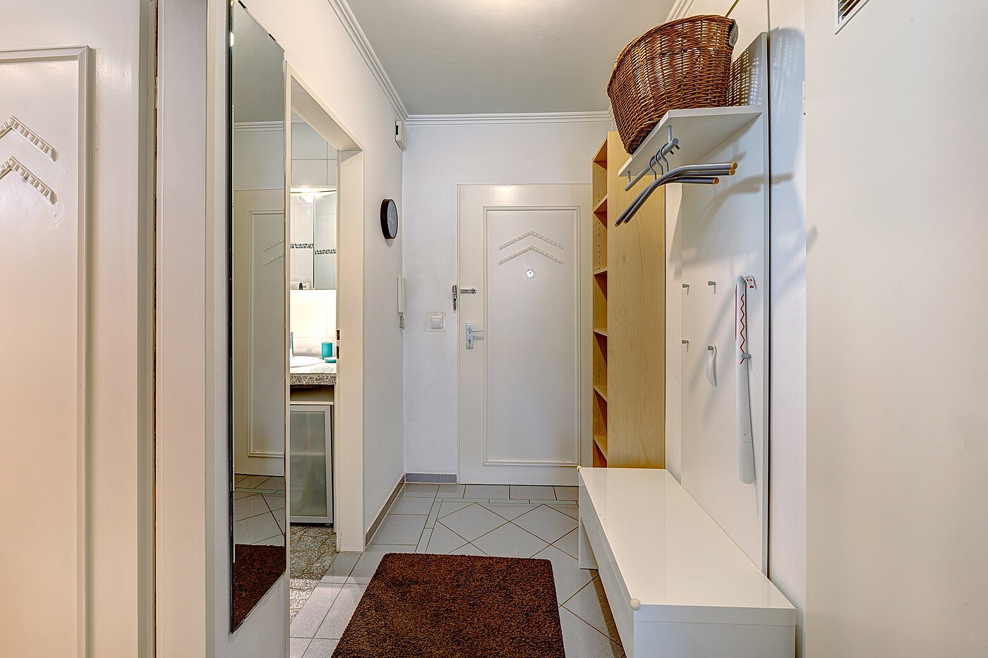 Apartamento de 2 habitaciones | München-Milbertshofen | 701801 | Flur Richtung Eingang