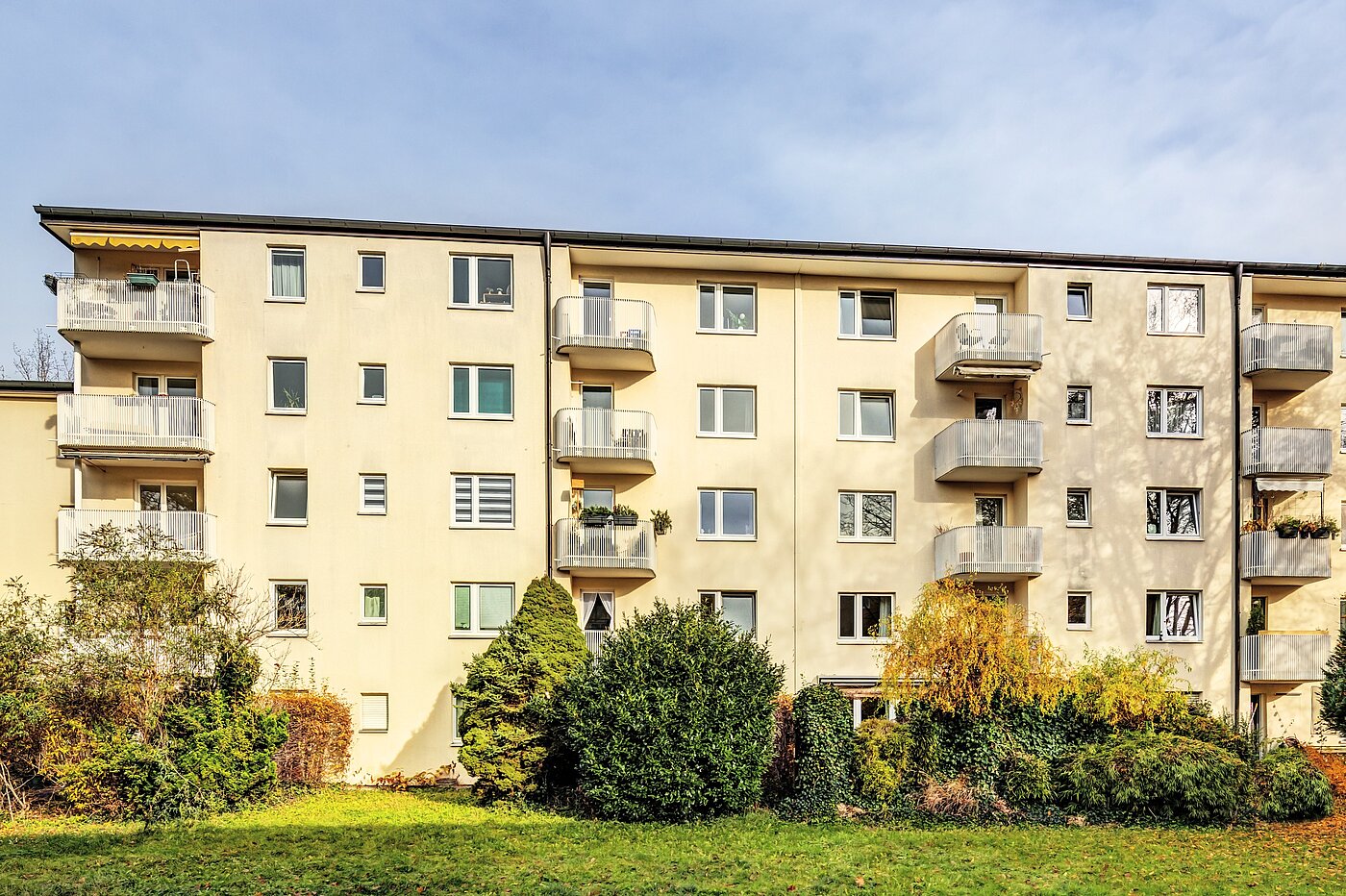 Apartamento de 3 habitaciones | München-Bogenhausen | 70310 | Ansicht von der Innenhofseite
