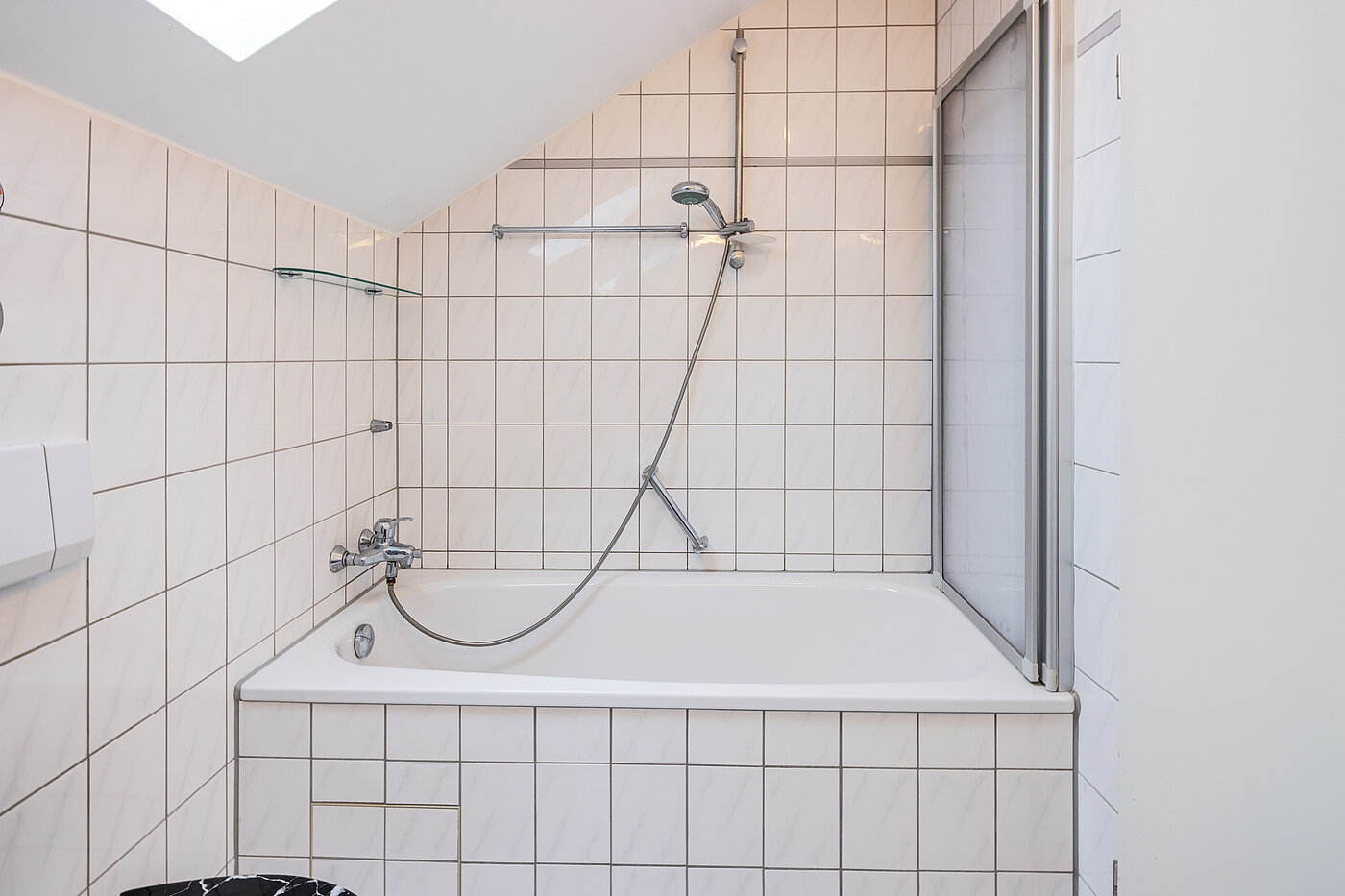 Apartamento de 2 habitaciones | Poing | 70373 | ...Badewanne