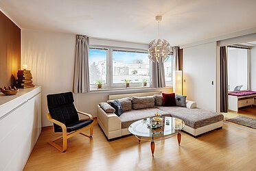 Ottobrunn: Amplio apartamento de 3,5 habitaciones - disponible