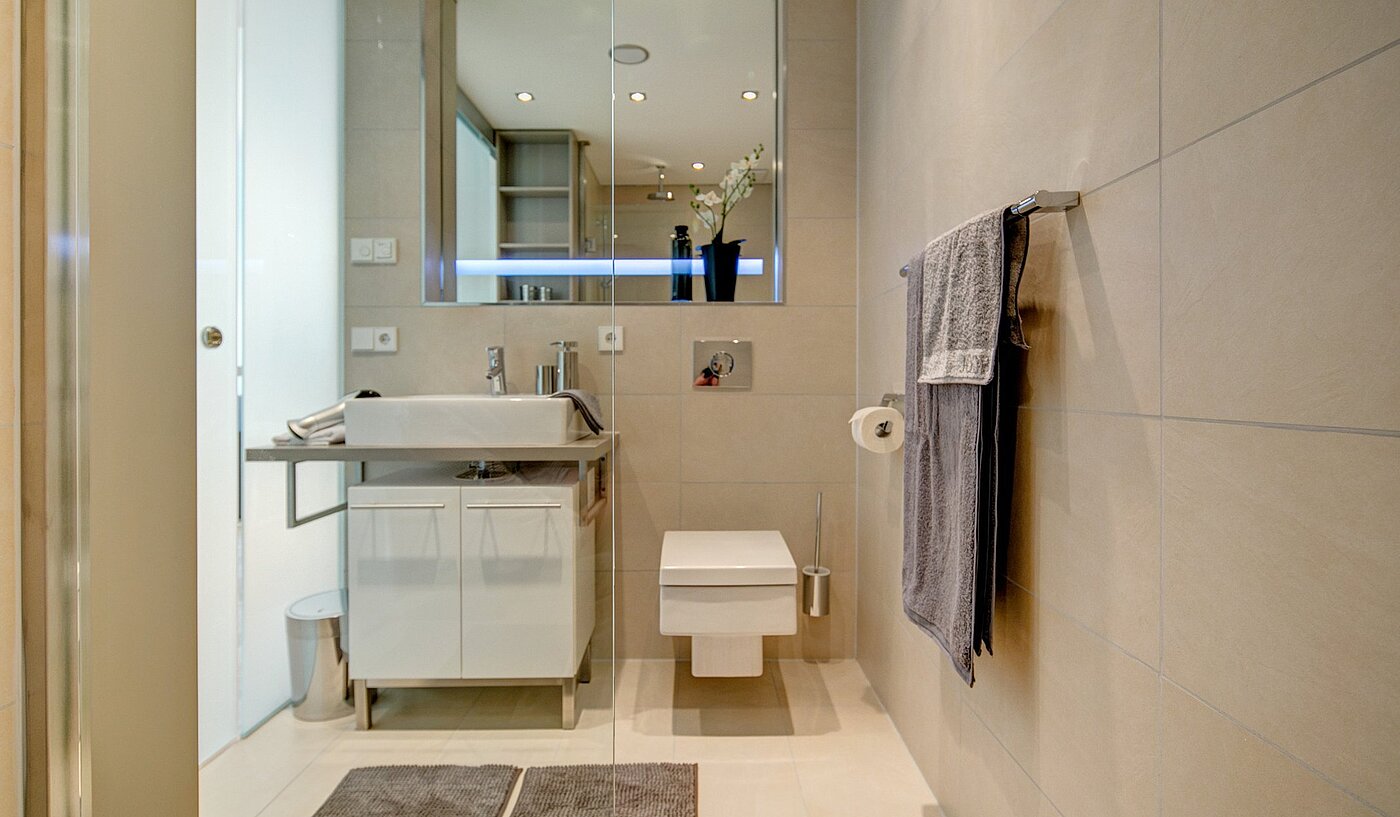 Apartamento de 1 habitación | München-Bogenhausen | 1807ML5 | Duschbad mit Glasschiebetür...