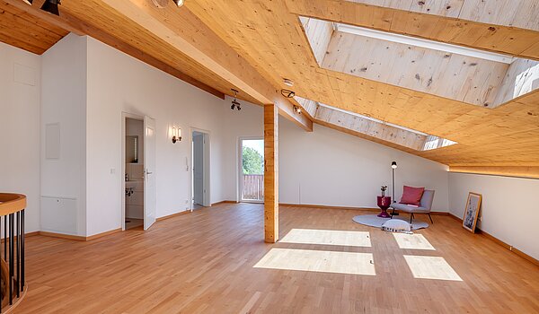 Propiedad especial de 9 habitaciones | 70406 | Zimmer 3 Dachgeschoss