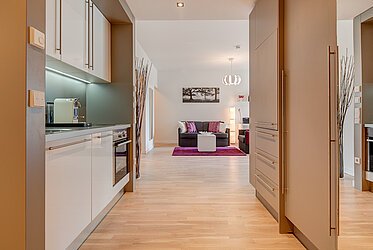 Bogenhausen: elegante apartamento de 1,5 habitaciones con balcón, moderno y luminoso, disponible próximamente.