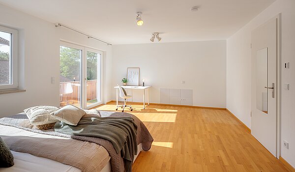 Propiedad especial de 8 habitaciones | 70406 | Zimmer 2 Obergeschoss