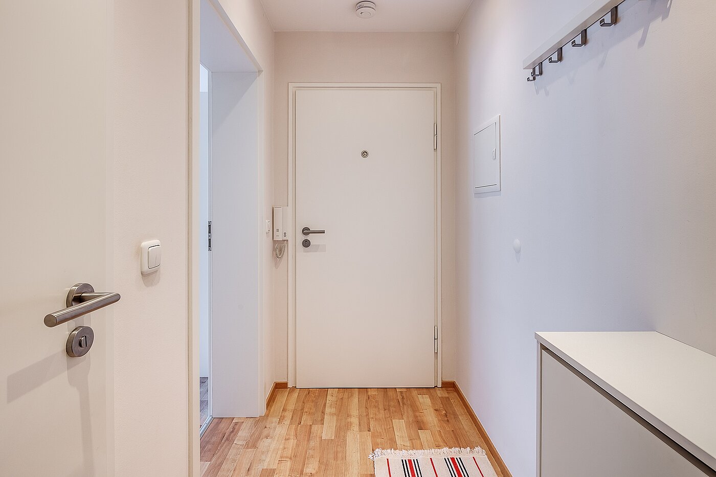 Apartamento de 1.5 habitaciones | München-Schwanthalerhöhe | 2211ML8 | Wohnungseingang mit Garderobe