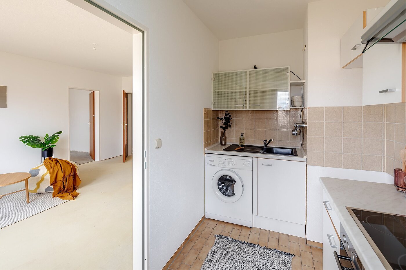 Apartamento de 2 habitaciones | München-Oberföhring | 2002ML7 | Küche mit Waschmaschine...