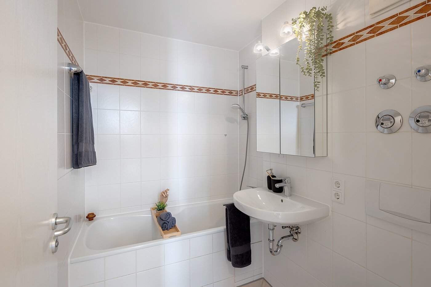 Piso en planta baja de 2 habitaciones | München-Laim | 70464 | ...modernen Bad