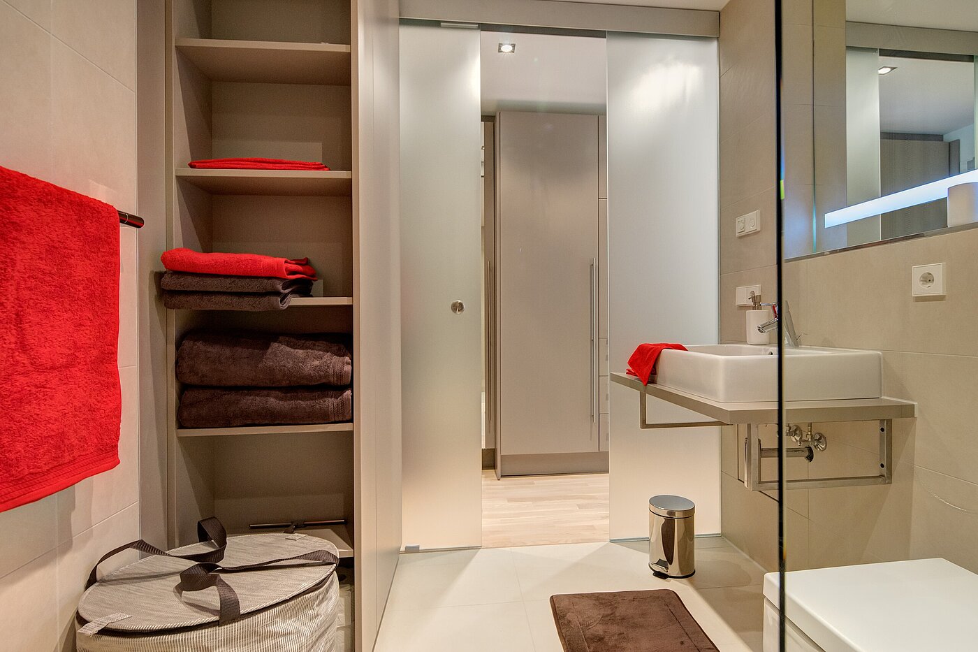 Piso en planta baja de 1 habitación | München-Bogenhausen | 2301ML3 | Geschmackvolles Badezimmer