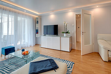 Schwabing: piso de alta calidad de 3 habitaciones con balcón