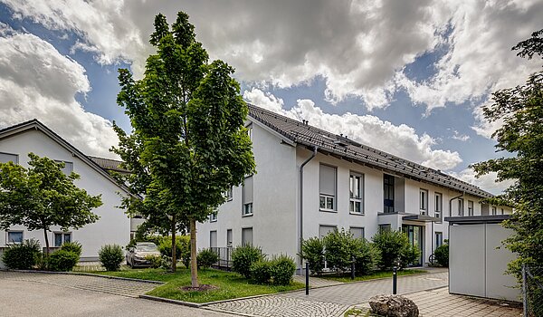 Apartamento de 3 habitaciones | 70483 | Hausansicht